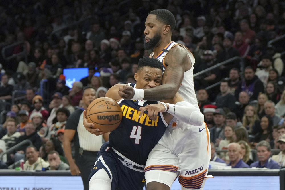 因肩部不适 因肩部不适