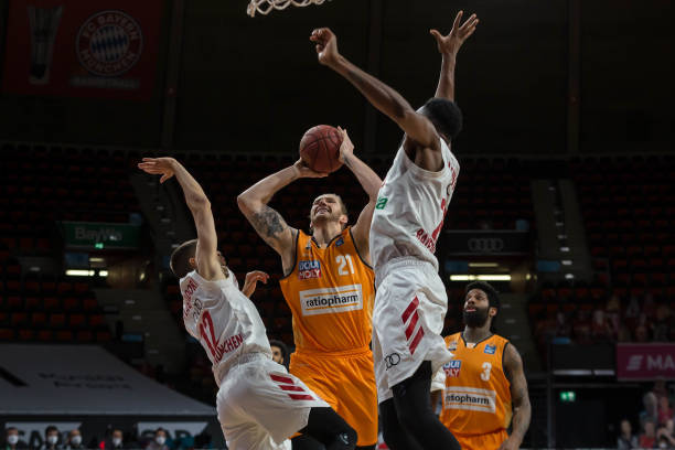 表现可谓稳 表现可谓稳