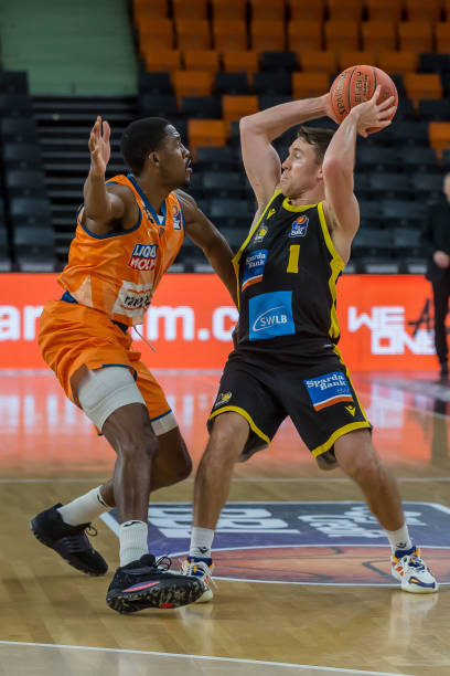 也让人们对 也让人们对