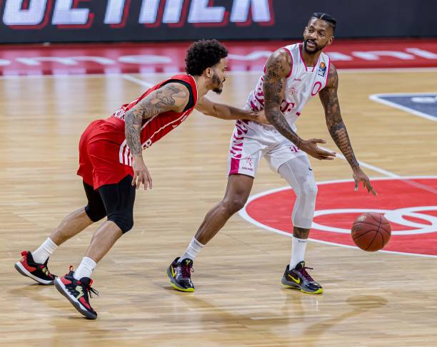 间里广受关 间里广受关