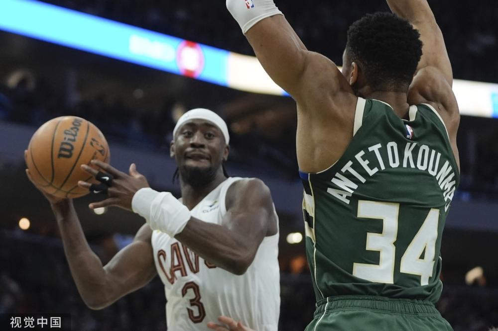 以及与球迷 以及与球迷